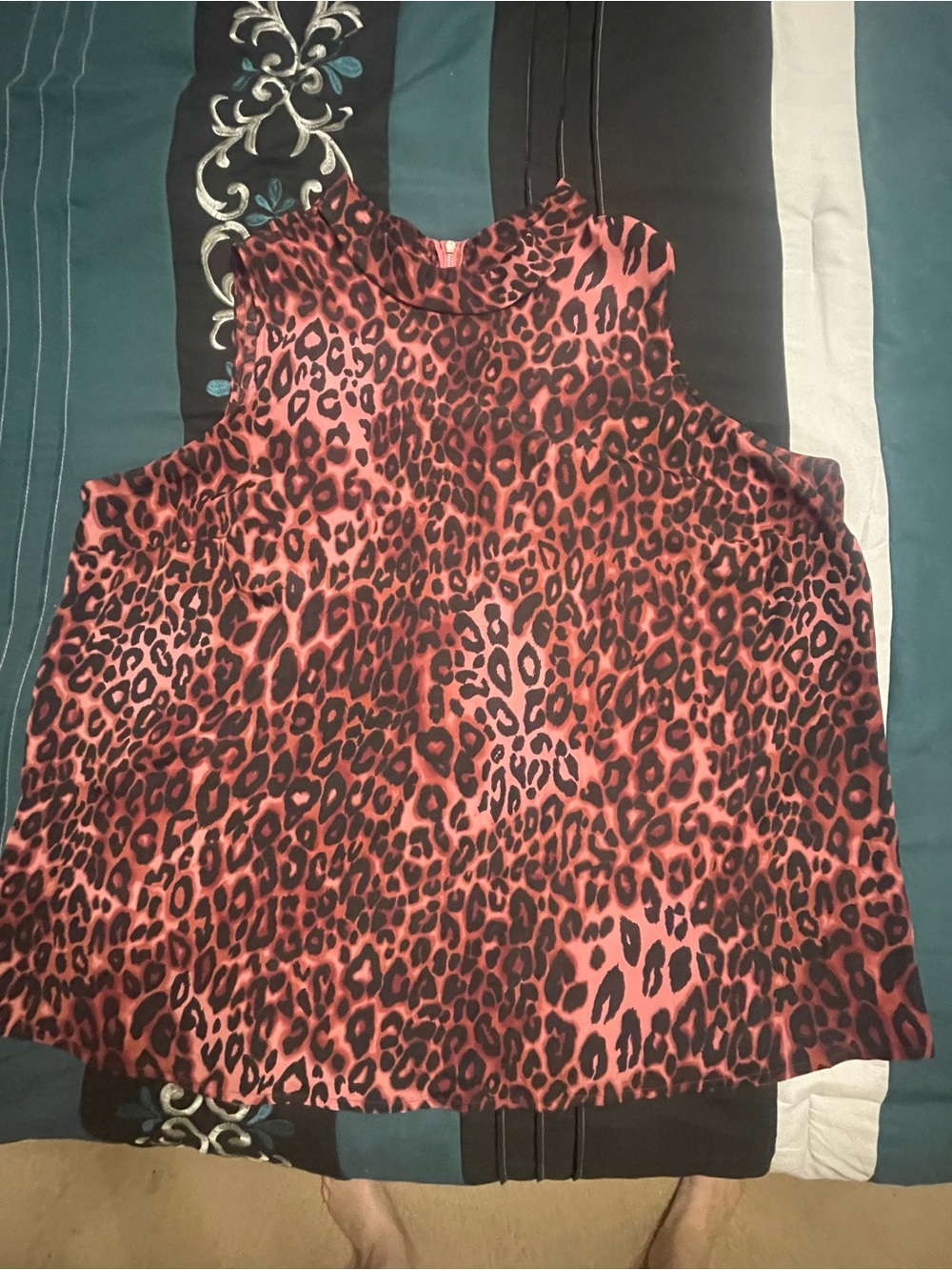 Jessica London Leopard Print Sleeveless Top